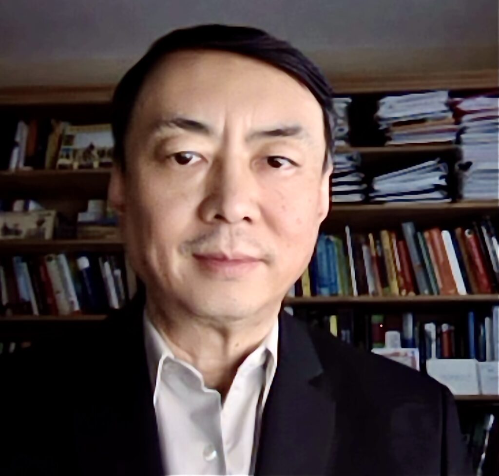 Wenzhong Xiao, headshot