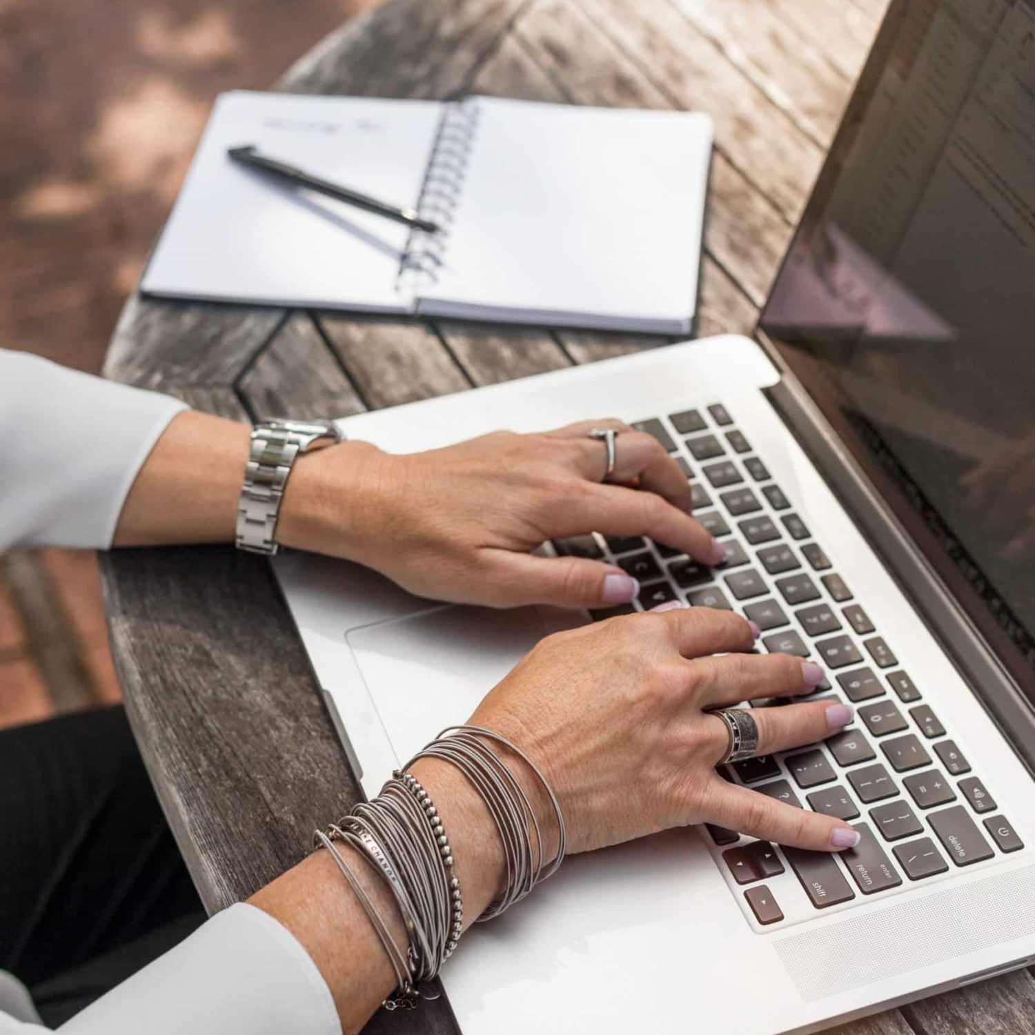 linkedin-sales-solutions-0QvTyp0gH3A-unsplash-scaled.jpg